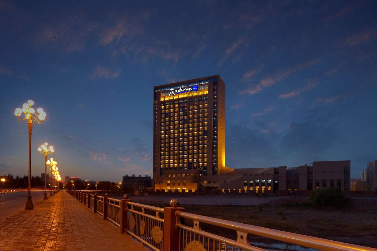 Radisson Blu Hotel Kashgar Exteriör bild