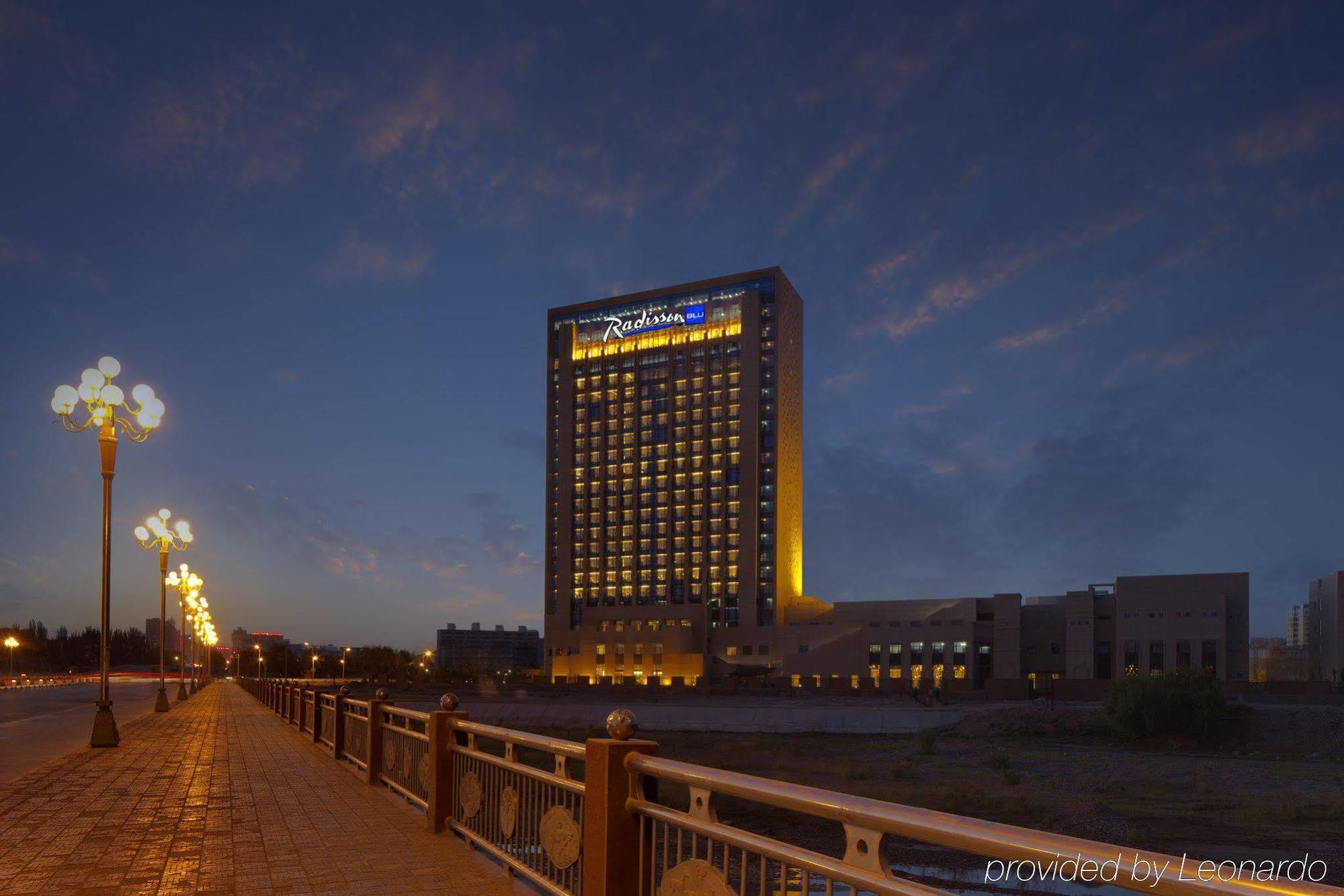 Radisson Blu Hotel Kashgar Exteriör bild