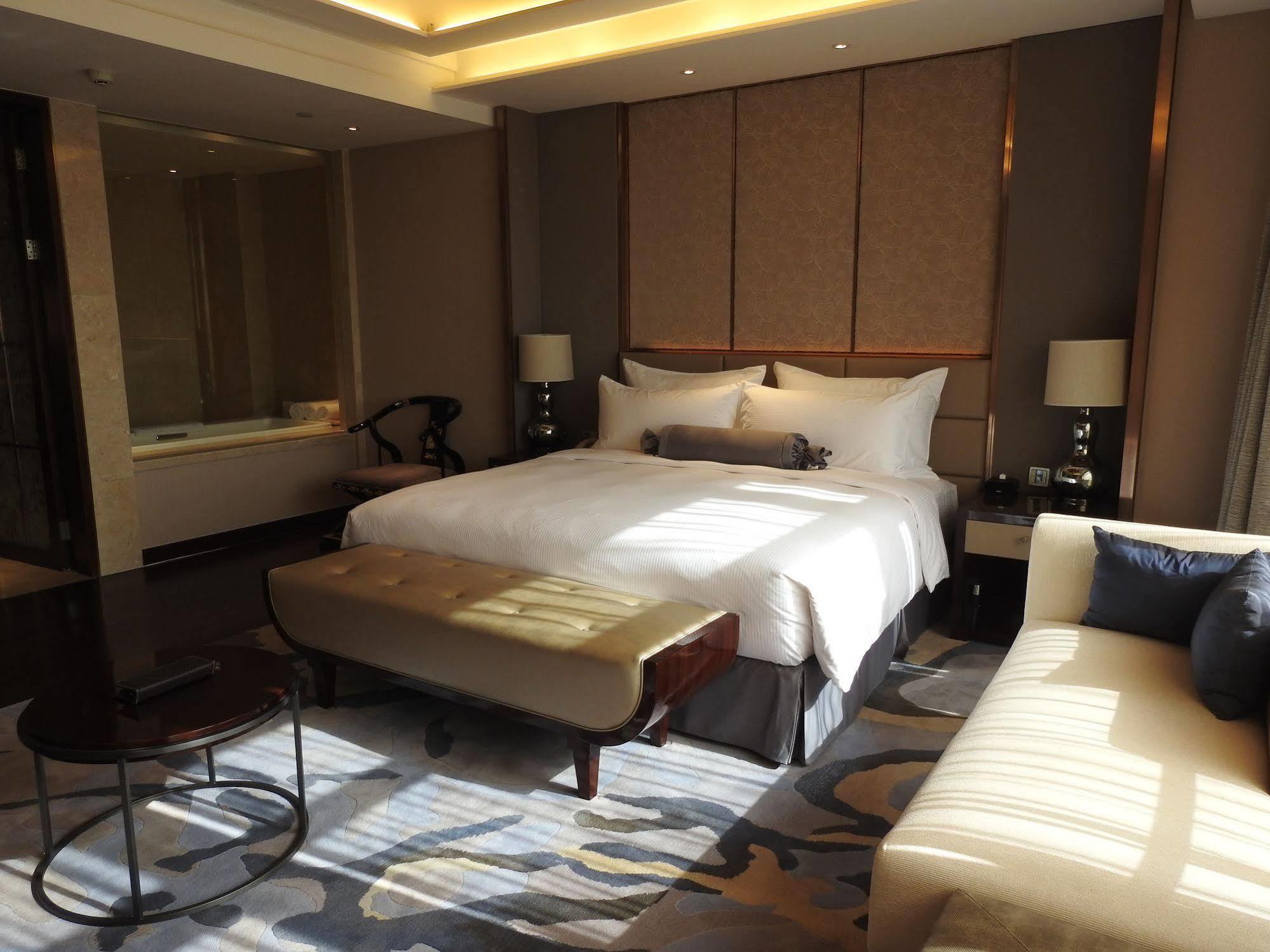 Radisson Blu Hotel Kashgar Exteriör bild