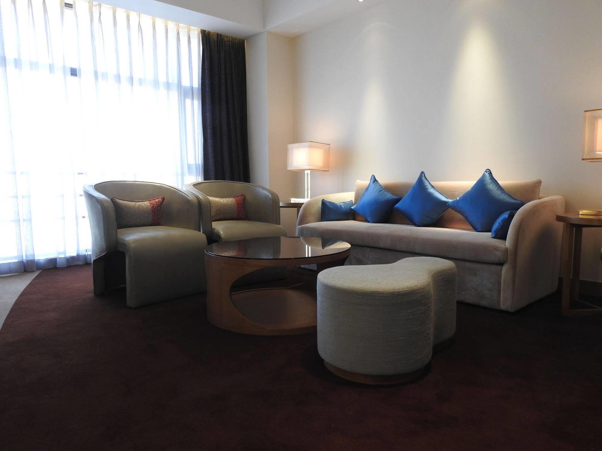 Radisson Blu Hotel Kashgar Exteriör bild